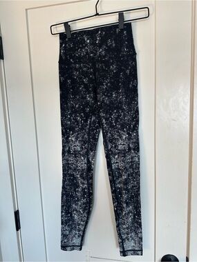 Lulu Lemon Black and Gray Marble Print High-Waist Leggings